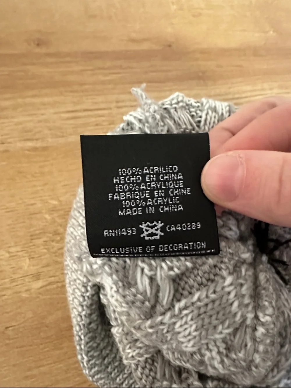 NWT New Era Soho Knitted Pom Winter Hat (2)